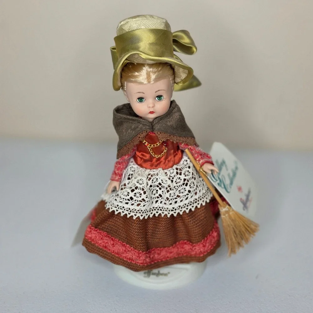 Vintage 1992 Effanbee Mother Goose Doll 8